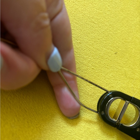 NWOT Christian Dior large frame sunglasses in case - Picture 8 of 10